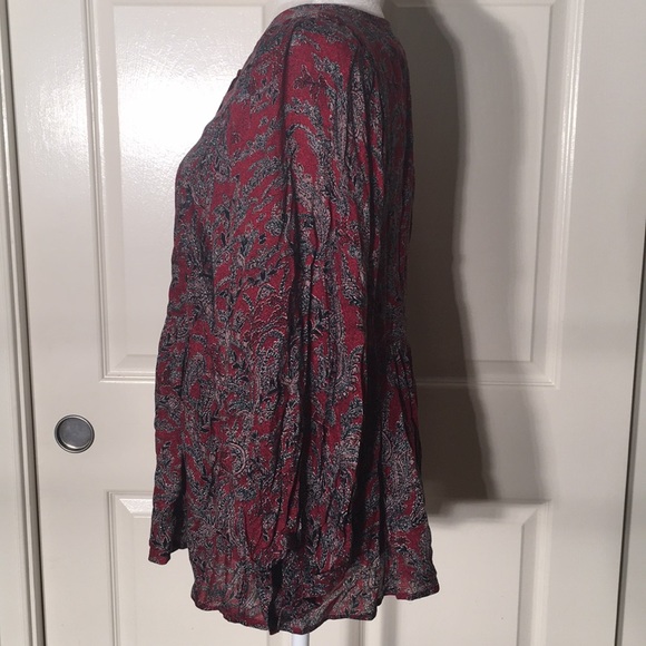 Lucky Blouse - Picture 3 of 4